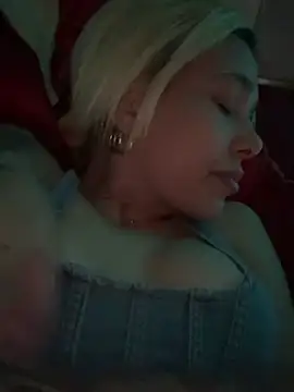 Вебкам-шоу kimberlyReyes_