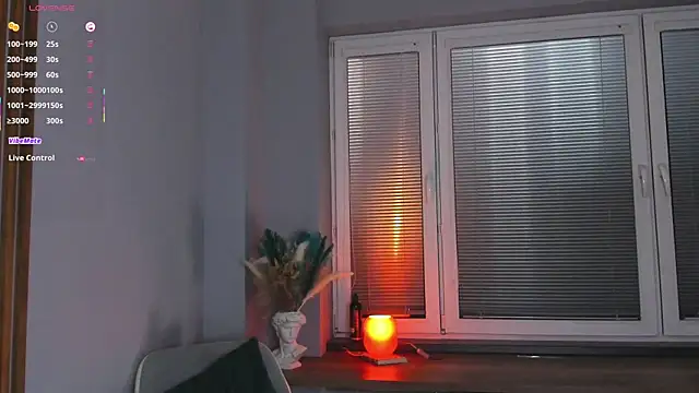 OssieCrews Chat XXX in diretta