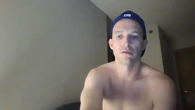 Luke_James élő XXX-chatje