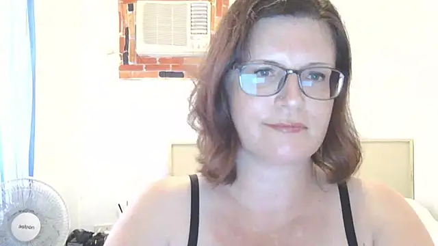 Chat XXX en directo de Domina_Tasselina_Goddess