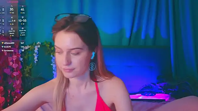 Chat XXX en directo de AlinaWalters