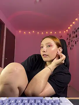 Davne_ Chat XXX in diretta