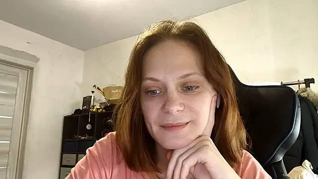 LuluSweetyGirl Chat XXX in diretta