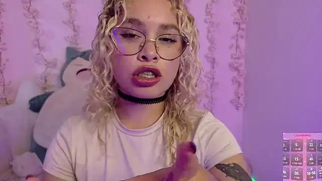 Czat XXX na żywo – Haelycute