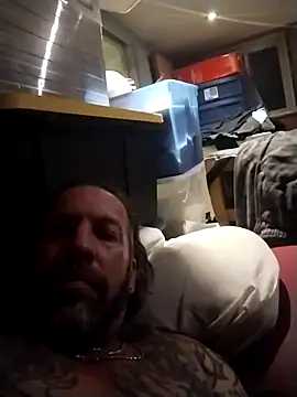 AceticPinscher – Live XXX-chat