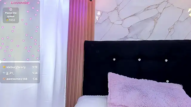 แชท XXX สดของ Anniie__Evans