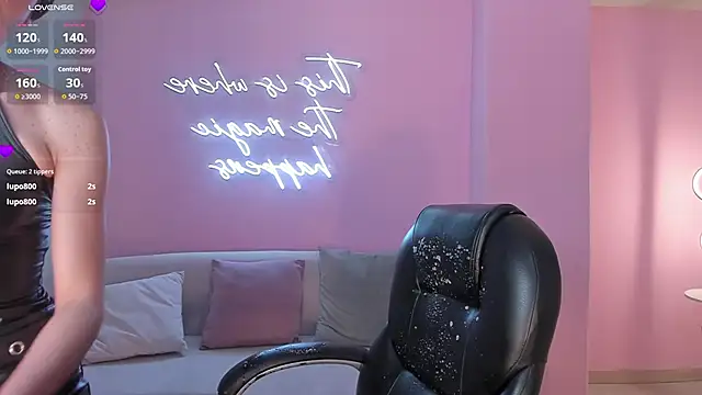 Онлайн чат XXX BellaConnorX