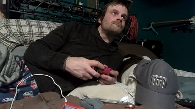 charactrzero: απευθείας συνομιλία ΧΧΧ