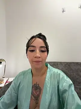 Czat XXX na żywo – EmmyEvans1