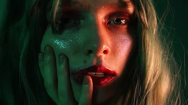 โชว์เว็บแคมของ ginger_hugs