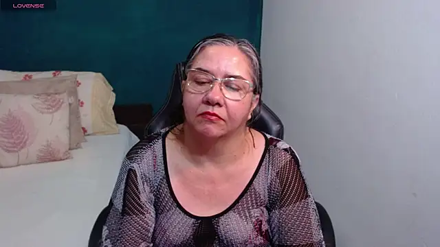 scaelettdubois 现场XXX聊天