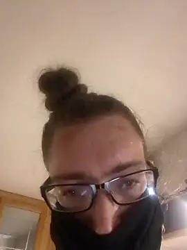 trippy_hippies: διαδικτυακό σόου στην κάμερα