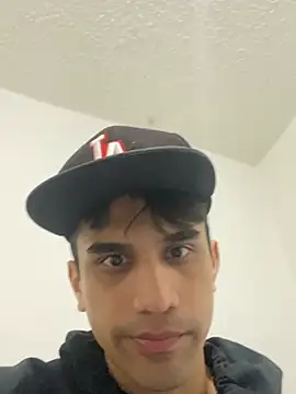 Camachito332 live XXX chat