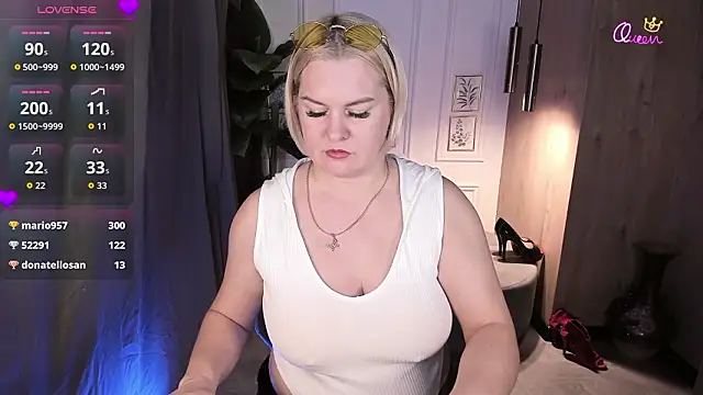 YolandaKissn Live XXX chat