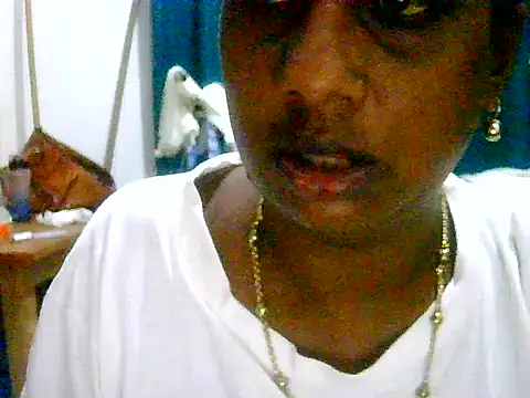 Ansh1307n Live XXX chat