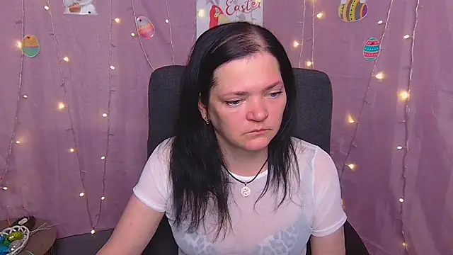 Chatroom XXX en direct de LauraFinn