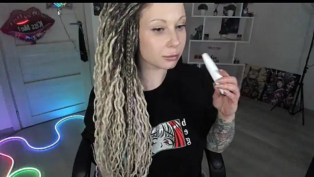 HoneySallyMoore's Live XXX Chat