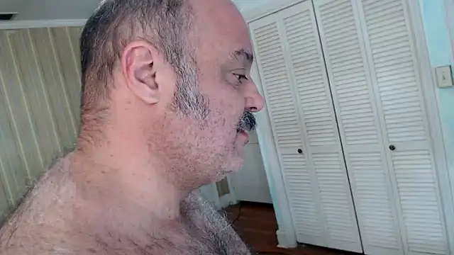 bullmusclejoe's Webcam Show