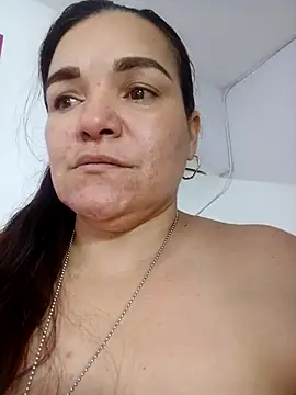 Zuleyka_69: онлайн-секс-чат