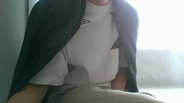 nole_china7: διαδικτυακό σόου στην κάμερα