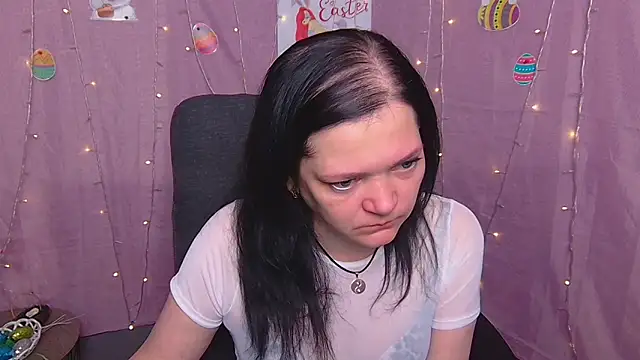 LauraFinn's Webcam Show