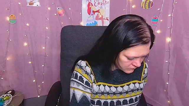 LauraFinn Chat XXX live