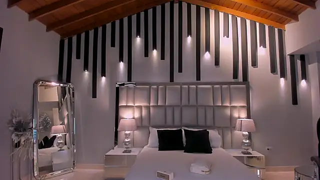 AgathaKondo_'s Live XXX Chat