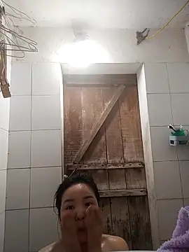 Ivy_Trix2のライブXXXチャット