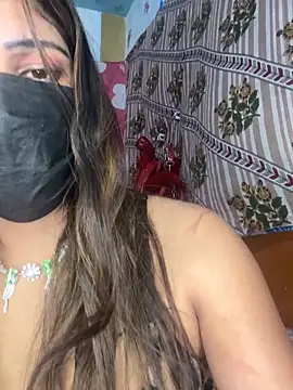 CUTI-NAINA 现场XXX聊天