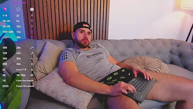 دردشة Maximo_Wolff الجنسية المباشرة