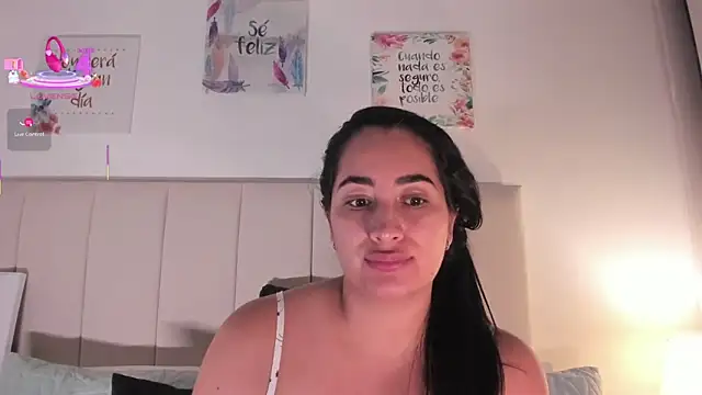 Chat XXX en directo de KiimDesire