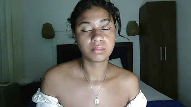 dark_enchantress_ Live XXX-Chat