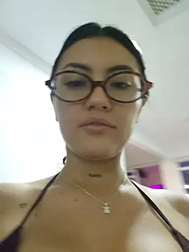 دردشة Roma_xxx الجنسية المباشرة