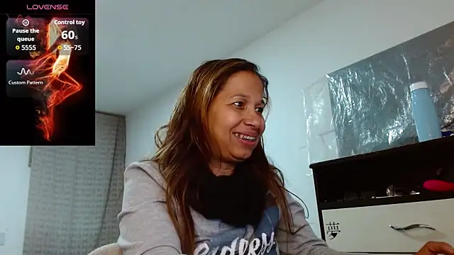 دردشة CaroMasha الجنسية المباشرة