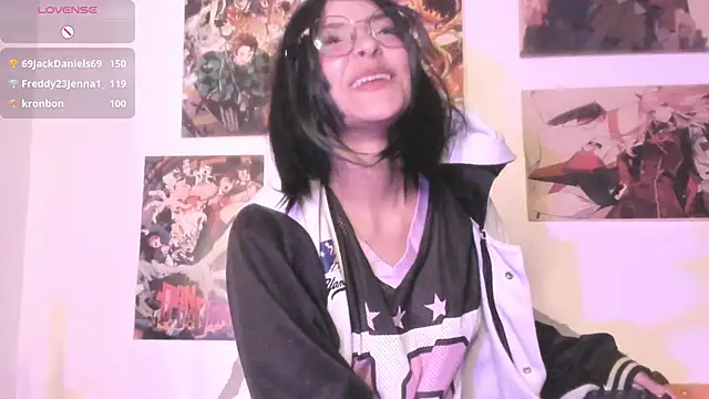 Luna-Chann's Live XXX Chat