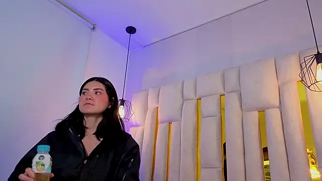 Brandy_collinss Chat XXX in diretta