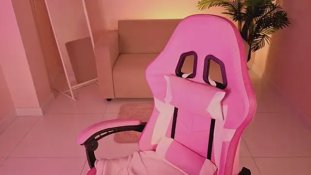 EmilyBridget Live XXX-chat