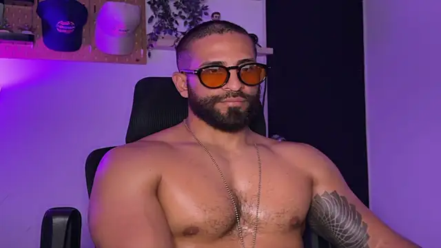 SamDornan51 网络视讯表演