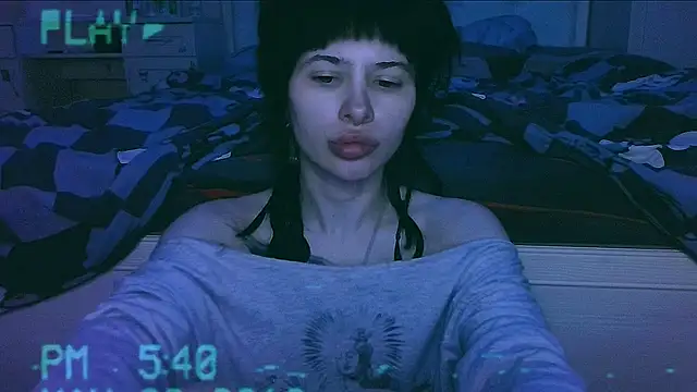 دردشة AllisonDeetz الجنسية المباشرة