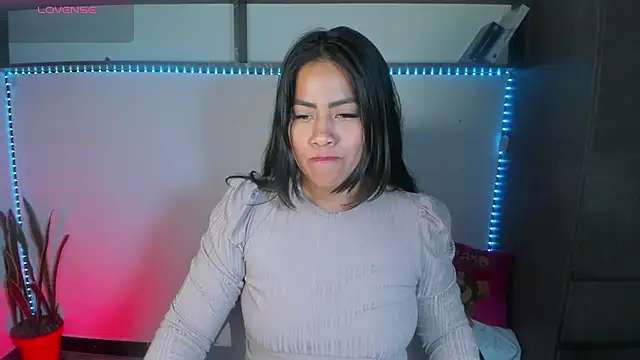 Chat +18 de vickylatina_ ao vivo