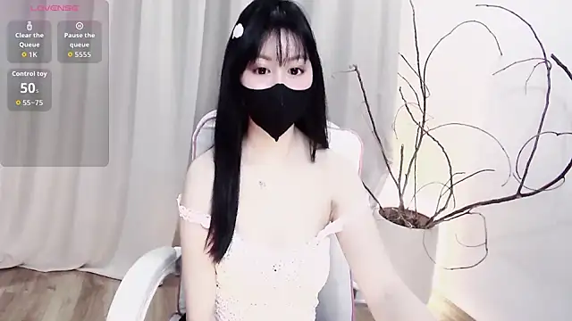 Sweet-Shuna's Live XXX Chat