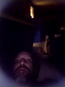 Chatroom XXX en direct de AceticPinscher