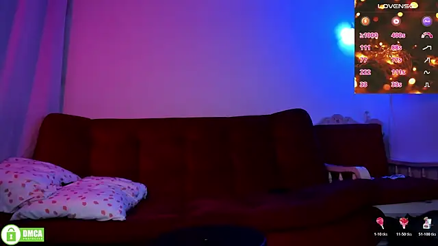 ohpetitemuse's Live XXX Chat