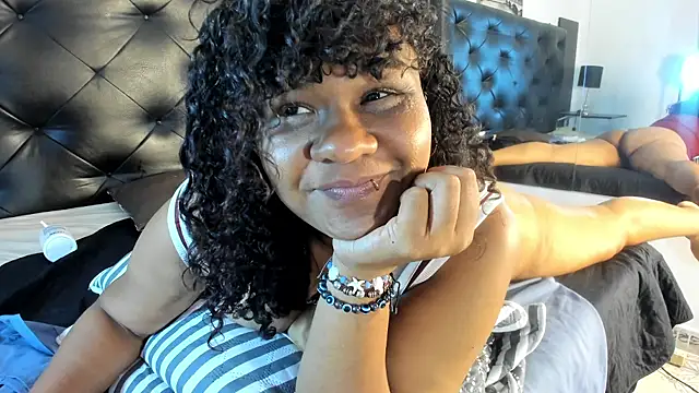 Kymy_marquez's Live XXX Chat