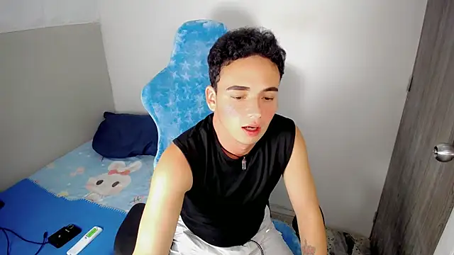 Mathias_twinkk Webcamshow