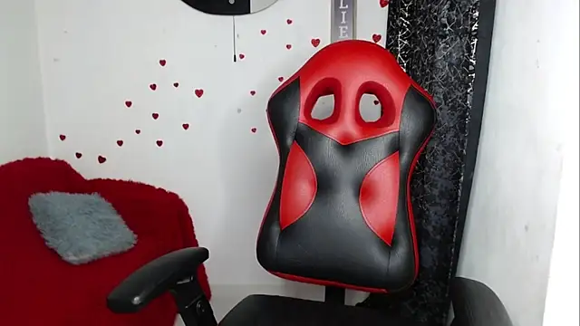 Caius_fox Webcam show