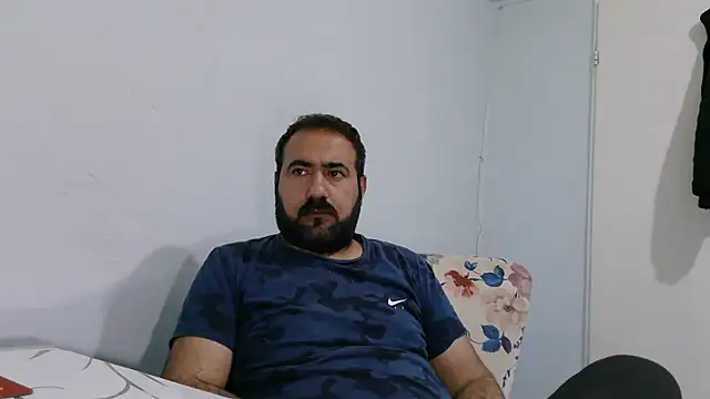 mio_jaks Show Webcam