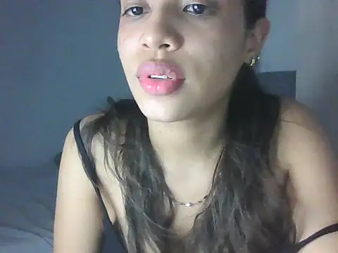 VictoriaSkinny's Live XXX Chat