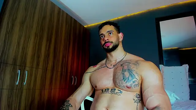 Czat XXX na żywo – massimo_visconti