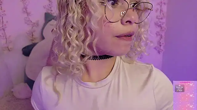 Haelycuten Live XXX chat